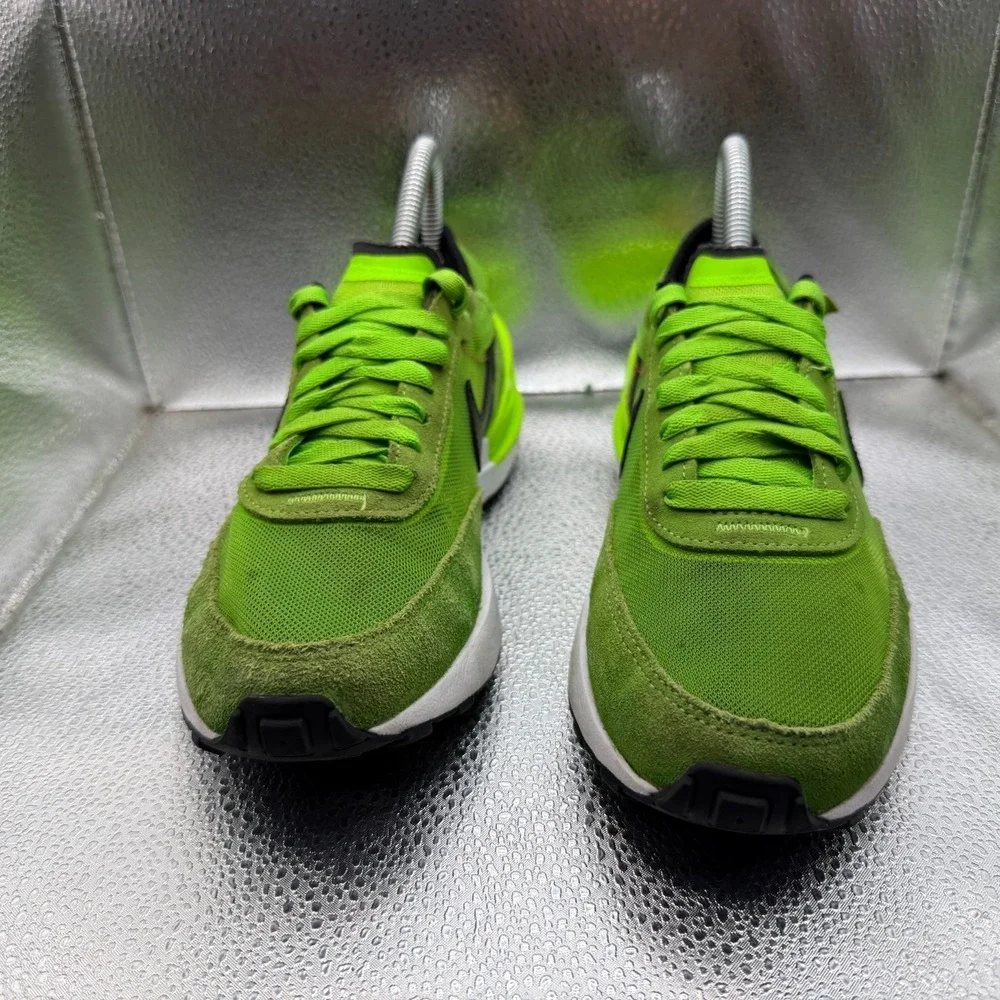 Size 4.5Y Nike‎ Waffle One Electric Green GS Low Top Kids Sneakers DC0481-300